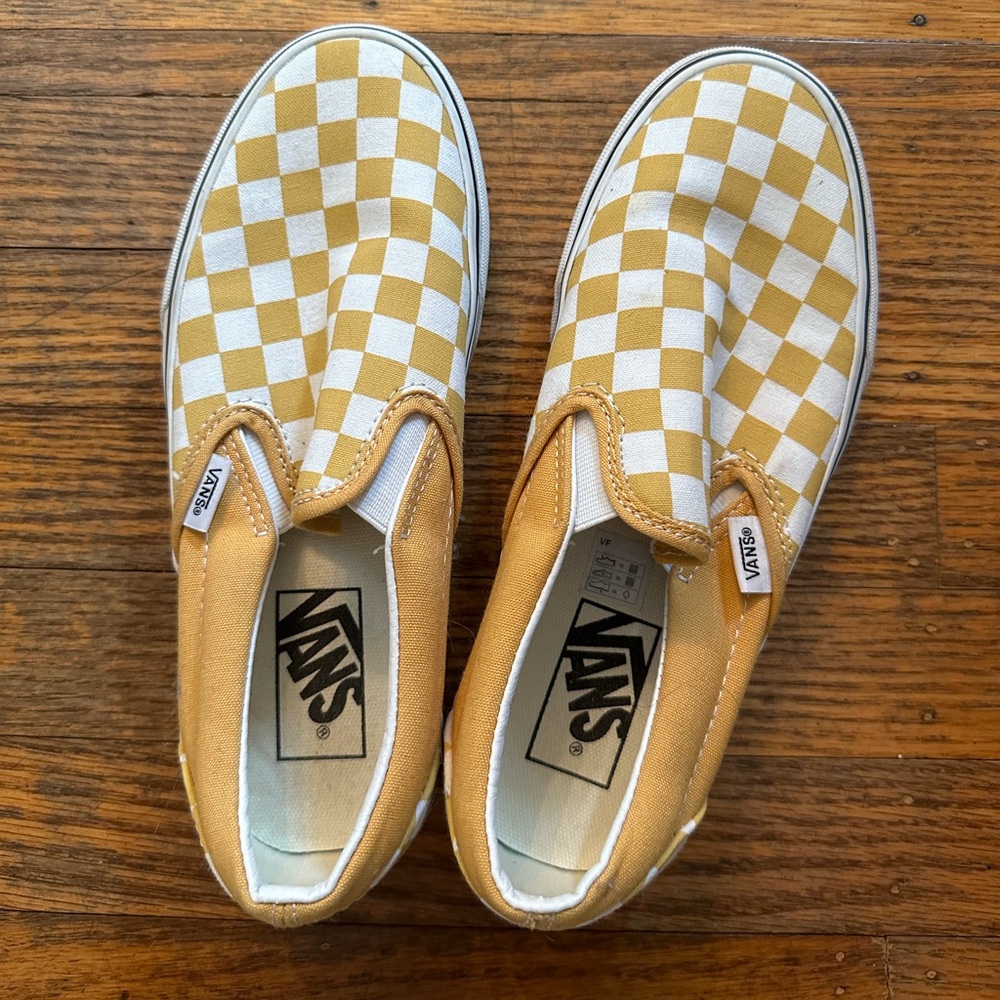 FINAL SALE! Vans checkerboard classic slip-on shoes size 6.5 women